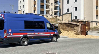 Kütahya'da Saman Yüklü Traktör Devrildi: 1 Yaralı