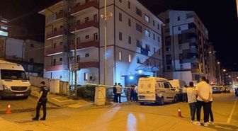 Arsin'de İHA Patlaması: 3 Araç Hasar Gördü