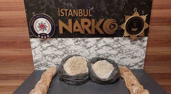 Fatih'te Narkotik Operasyonu: 2 Gözaltı, 14 Kilo Eroin