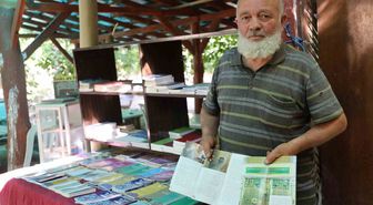 Kapadokya'daki 2 metrekarelik kütüphane: 30 yıldır turistlere İslam'ı anlatıyor
