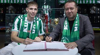 Konyaspor, Macar Rajmund Toth ile 4 yıllık sözleşme imzaladı