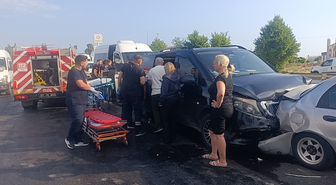 Manavgat'ta zincirleme kaza: 17 kişi yaralandı