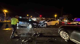 Ortaca'da Üç Araçlı Trafik Kazası: Maddi Hasar Var