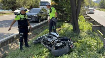 Samsun'da Motosiklet Kamyona Çarptı: 2 Yaralı