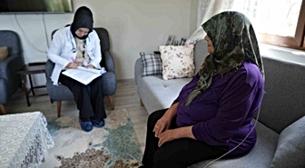Niğde'de Evde Sağlık Hizmeti: Hastalar Evlerinde Tedavi Ediliyor