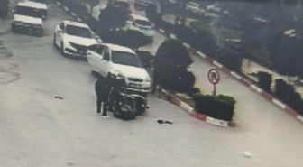 Kadirli'de Motosiklet ile Otomobil Çarpıştı: Sürücü Yaralandı