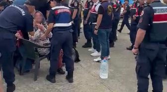 Balıkçı köyü kafes balıkçılığına karşı limanda eylem yaptı