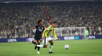 Fenerbahçe-Lyon: İlk yarı 1-0 Lyon