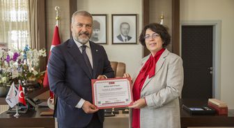 Anadolu Üniversitesi Rektörü'nden ESOGÜ Rektörü'ne hayırlı olsun ziyareti