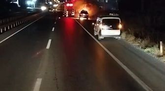 Bursa'da Seyir Halindeki Lüks Cip Yandı