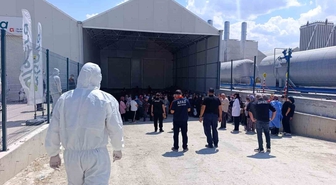Afyonkarahisar'da Serada İlaçlama Zehirlenmesi: 40 Kişi Etkilendi