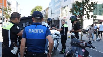 Düzce'de yayalaştırılan caddelerde motosiklet denetimi: 17 ceza