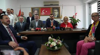 Eyyüp Kadir İnan: Menderes Belediye Başkanı 1,5 yıl boyunca AK Parti’ye geçmek istedi, yetkili kurullarımız seçici davrandı