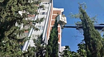 Adıyaman'da Mahsur Kalan Yavru Kedi Kurtarıldı