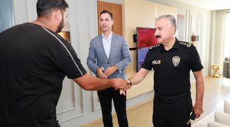 Mersin'de Emniyet Müdürü Taraftarlarla Buluştu