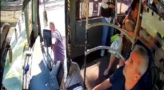 Minibüs Şoförü Fenalaşan Genç Kızı Hastaneye Yetiştirdi