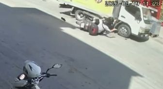 İnegöl'de Motosiklet ile Kamyonet Çarpıştı: 2 Kardeş Yaralandı