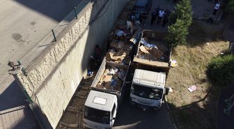 Karabük'te 4 Kamyon Çöp Temizliği