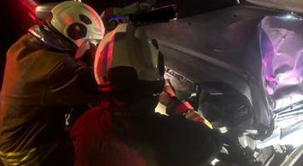 Arsuz'da İki Otomobil Çarpıştı: 2 Yaralı