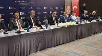 Yılmaz: Cari açık yönetilebilir seviyede kalacak