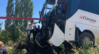 Diyarbakır-Bingöl'de otobüs şarampole yuvarlandı: 2 yaralı