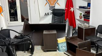 AK Parti Emet İlçe Başkanlığı'na Saldırı