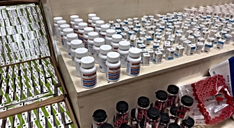 İzmir'de 92 bin steroid hap ele geçirildi