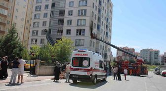 Kayseri'de 9 Katlı Binada Yangın: 3 Kişi Kurtarıldı