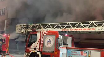 Gebze'de Market Yangını Korkuttu