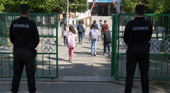 Her Okula En Az Bir Güvenlik Görevlisi Hedefi