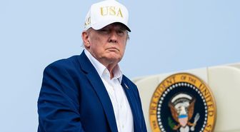 Trump'tan İran'a Yönelik Sert Ekonomik Tehdit: 'Can Simidi Sağlayan Her Ülke Ağır Sonuçlarla Karşılaşacak'