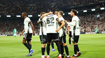 Beşiktaş, Zalgiris karşısında ilk yarıda 2-0 önde