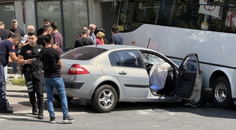 Kilimli'de otobüs-otomobil çarpıştı: 7 yaralı