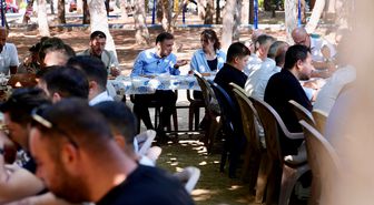 Baybatur'dan Yunusemre'de Esnaf Ziyareti