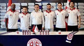 Antalyaspor Transfer Tahtasını Açtı, 5 İmza Birden