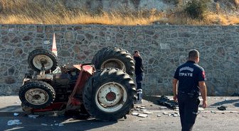 Aydın'da Tır-Traktör Çarpıştı: 1 Ölü, 2 Yaralı