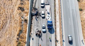Aydın'da traktör-tır çarpışması: 1 ölü, 2 yaralı
