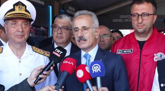 Uraloğlu: Türk Donanması'nın Mavi Vatan'daki Caydırıcılığı Dünyada Büyük Yankı Uyandırıyor