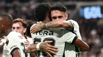 Beşiktaş sahasında 3-0 kazandı, Vlahovic ilk kez formayı giydi