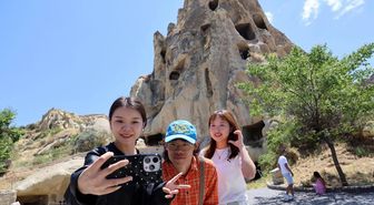 Çinli Turistlerin Kapadokya'ya İlgisi Hızla Artıyor