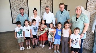 Edirne Valisi Sezer tekstil üretim fabrikasını ziyaret etti