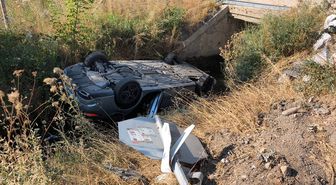 Kütahya'da Otomobil Sulama Kanalına Devrildi: 1 Yaralı