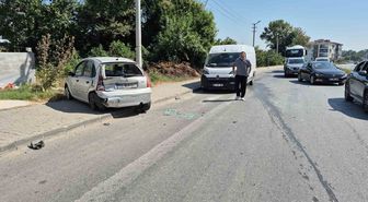 Düzce'de Minibüs-Otomobil Çarpıştı: 1 Yaralı