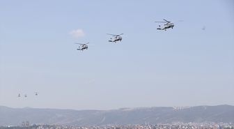 TEKNOFEST Mavi Vatan'da Hava Gösterileri Renkli Anlara Sahne Oldu