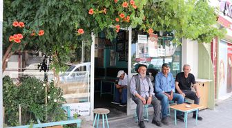 Sivaslı çaycı 48 yılda 1000 fotoğraf topladı