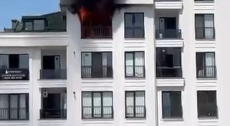 Büyükçekmece'de 6 Katlı Binada Yangın