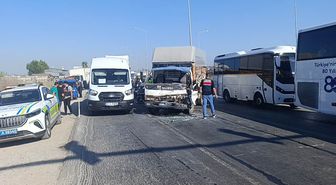 Kamyon Kazası: 5 km Trafik Kuyruğu ve 82 Bin TL Ceza