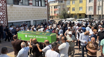 Darıca'da Sahilde Ölü Bulunan Üç Kardeş Toprağa Verildi