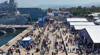 TEKNOFEST Mavi Vatan'da Yoğun İlgi: Ziyaretçiler TCG Anadolu İçin Sıraya Girdi