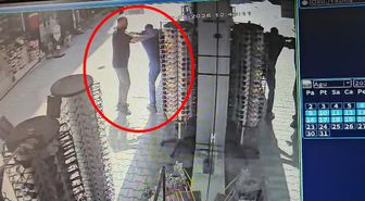 Sakız Kuryeyi Boğuyordu, Esnaf Heimlich ile Kurtardı